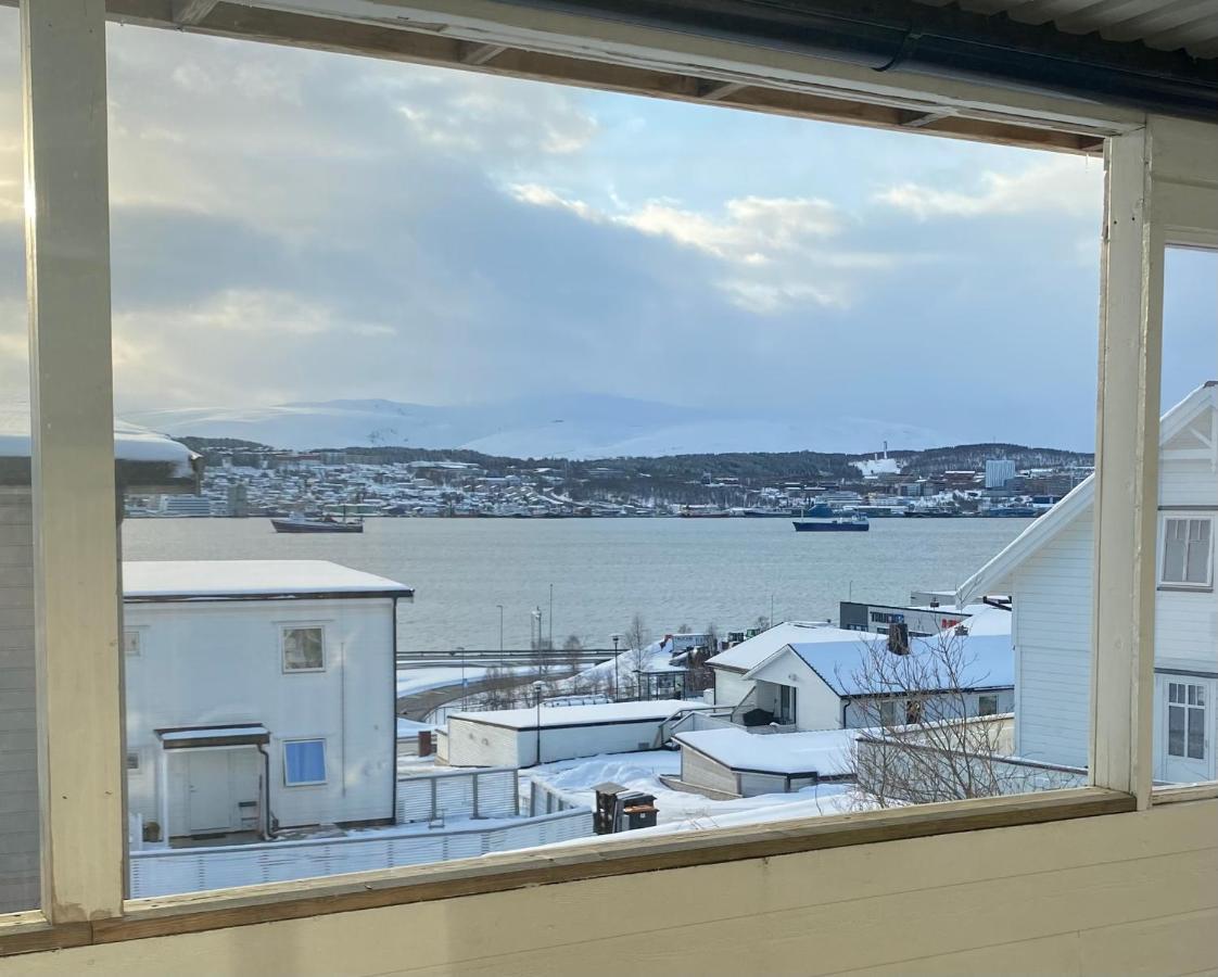 Polar Cozy Apartment - With View And Free Parking Tromsø Exterior foto